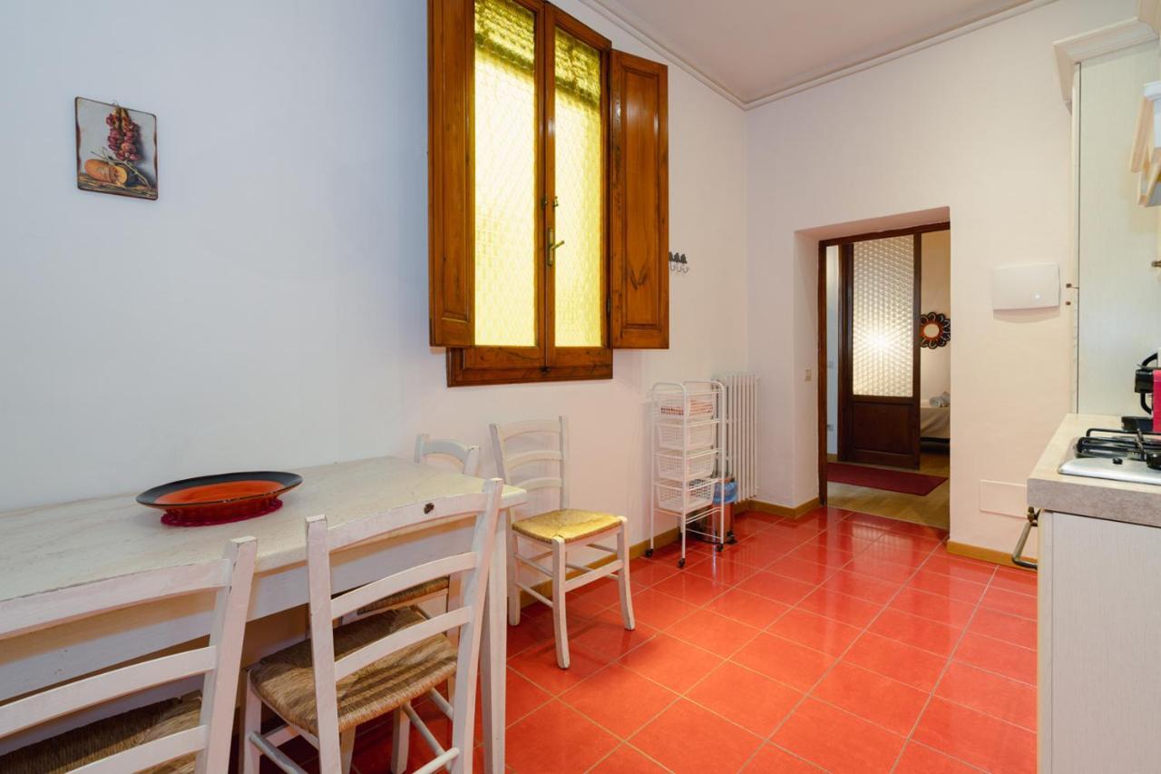 Ghibellina Elegant With 4 Bedrooms Apartment