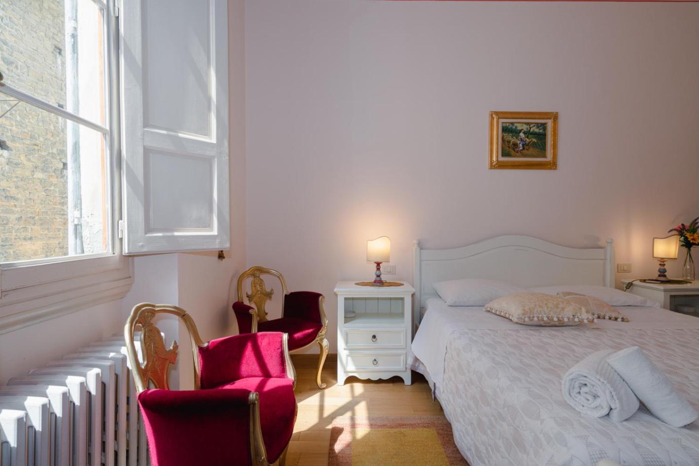 Apartment Ghibellina Elegant With 4 Bedrooms *